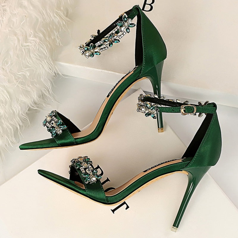 ZOYA HEELS