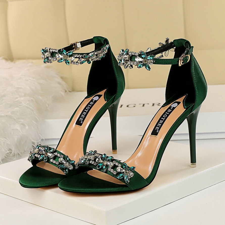 ZOYA HEELS
