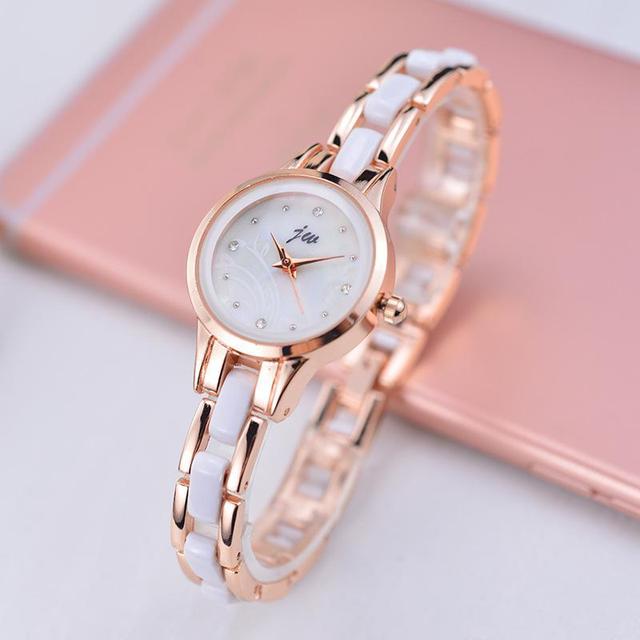 Women Luxury Accessory Rhinestone Wristwatch