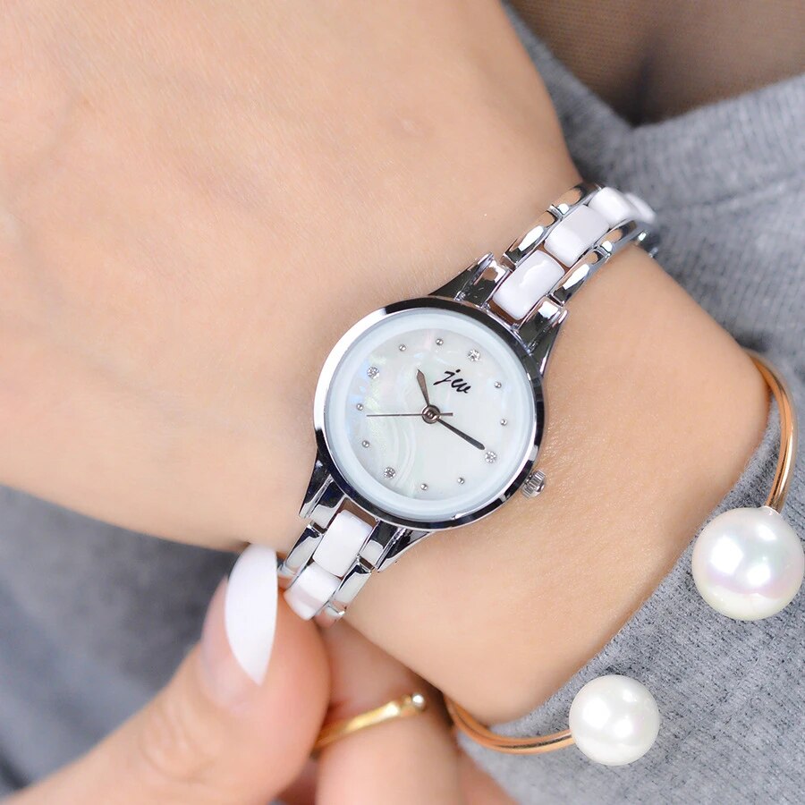 Women Luxury Accessory Rhinestone Wristwatch