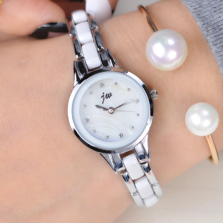 Women Luxury Accessory Rhinestone Wristwatch