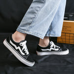 將圖片載入圖庫檢視器 MICHIGAN CANVAS SHOES
