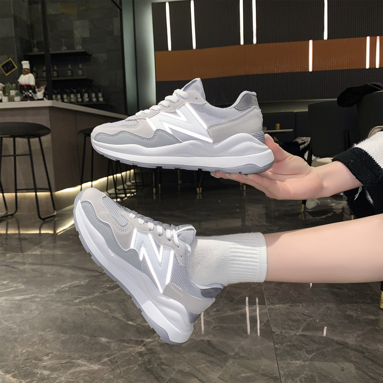 AURORA SNEAKERS
