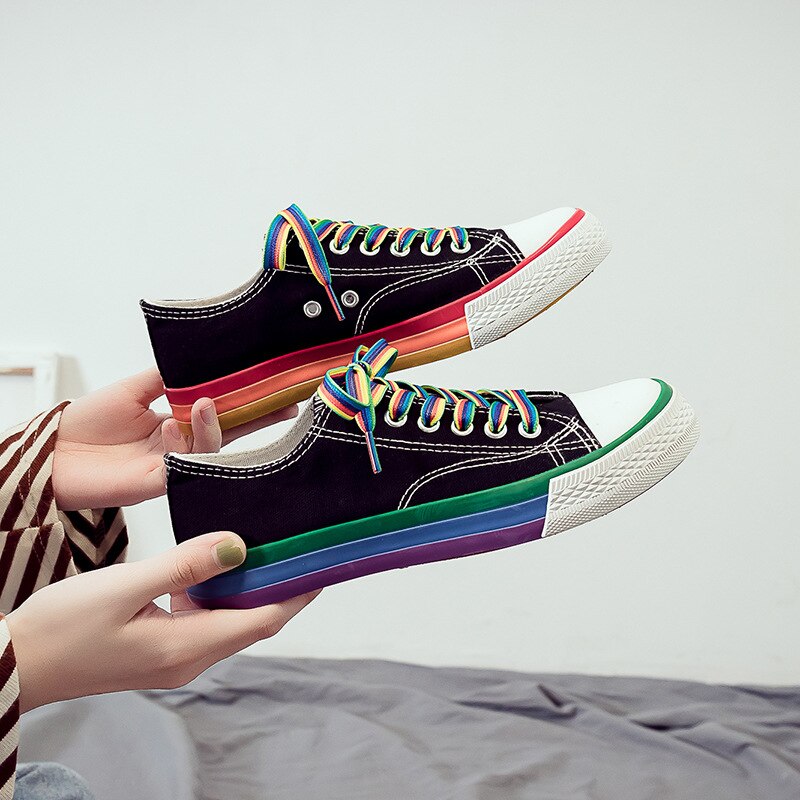 SALINA CANVAS SHOES
