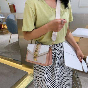 VIOLLA MESSENGER BAG