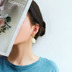 將圖片載入圖庫檢視器 Acrylic Drop Earrings
