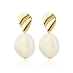 將圖片載入圖庫檢視器 Acrylic Drop Earrings
