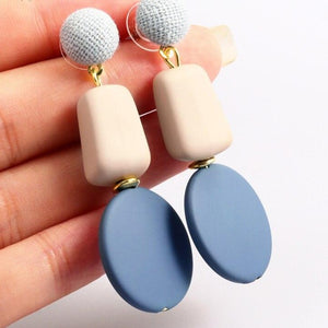GEOMETRIC BUTTON EARRINGS