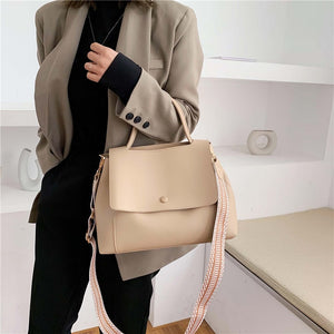 BELAVIA RETRO HANDBAG