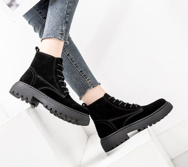 SELENA ANKLE BOOTS