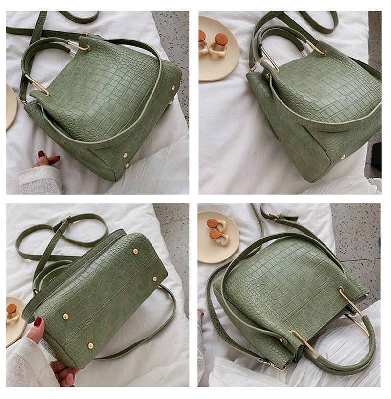 CARRIE BUCKET HANDBAG