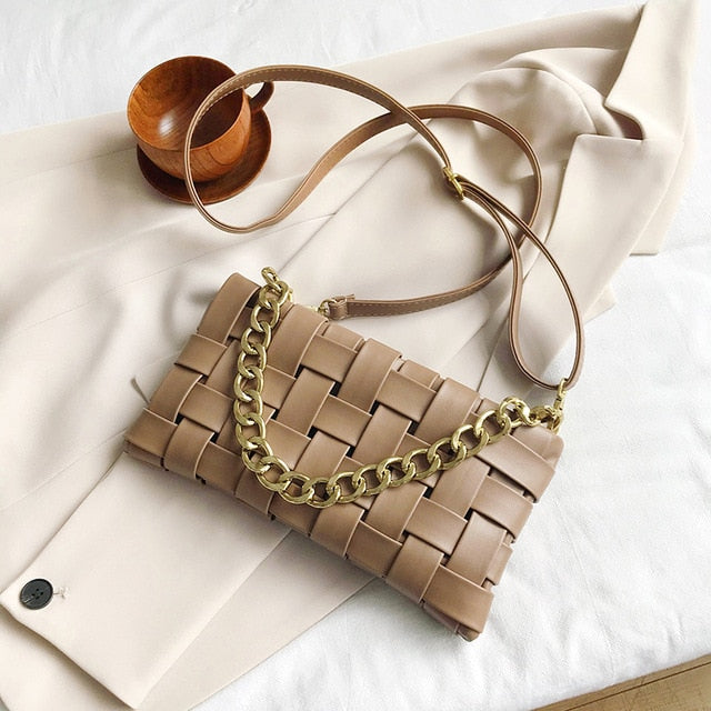 BONE WOVEN BAG