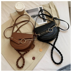 CARMINE MESSENGER BAG