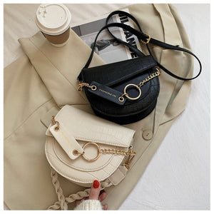 CARMINE MESSENGER BAG