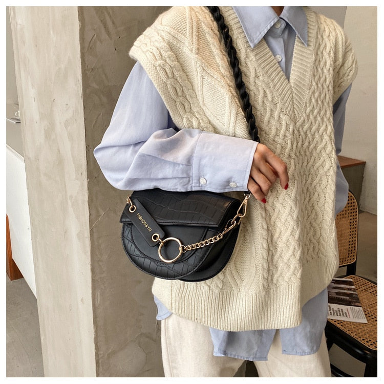 CARMINE MESSENGER BAG