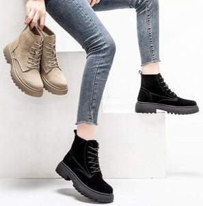 SELENA ANKLE BOOTS