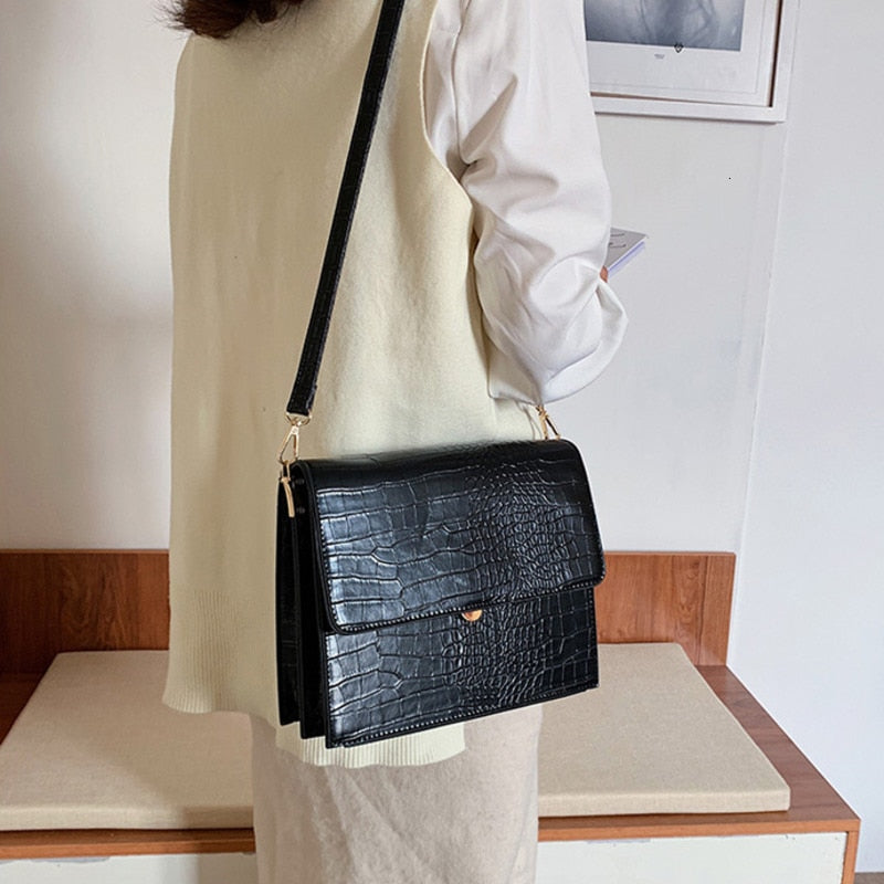 ALBERTA CROSSBODY HANDBAG