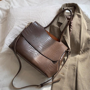 DORIS TOTE BAG