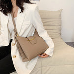 將圖片載入圖庫檢視器 MAYA HANDBAG
