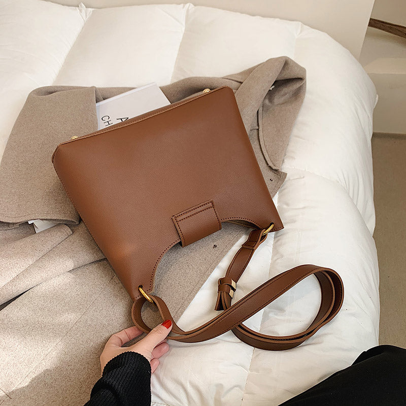 MAYA HANDBAG