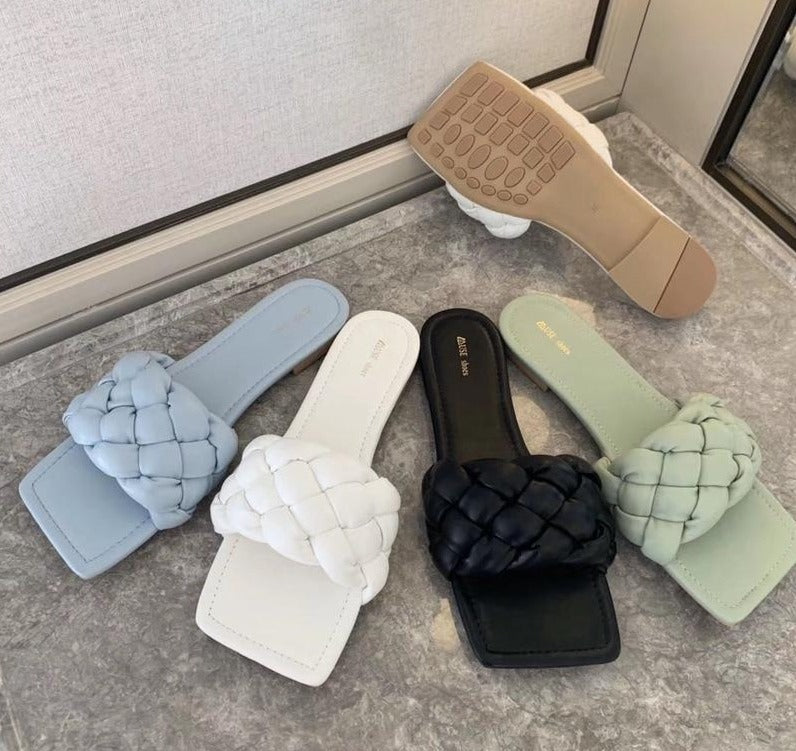 WAVE SLIPPERS